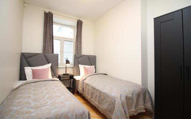 Tallinn City Apartments 4 bedroom with sauna and 2 bathroom