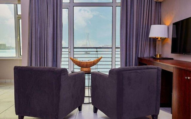 The Yacht Hotel