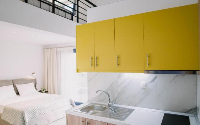 BLUE STONE Luxury Suites