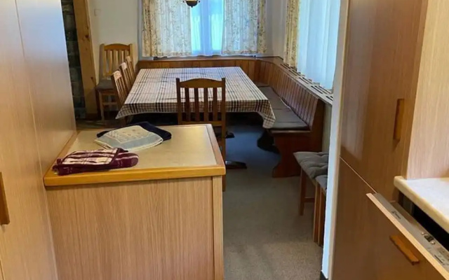 Spacious Chalet near Forest