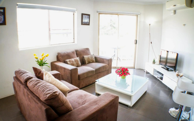 Surfers Riverside Apartments
