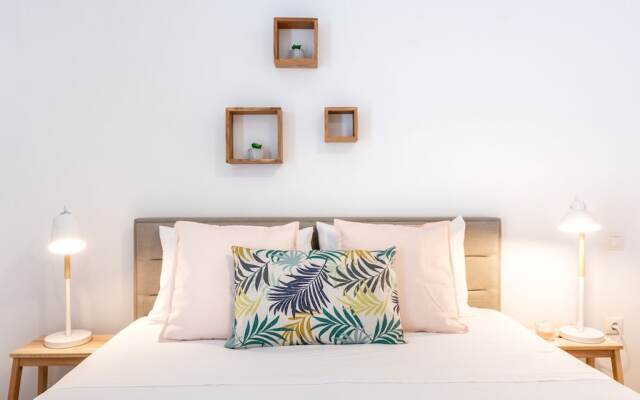 Ipparchou Pastel Central Apartment