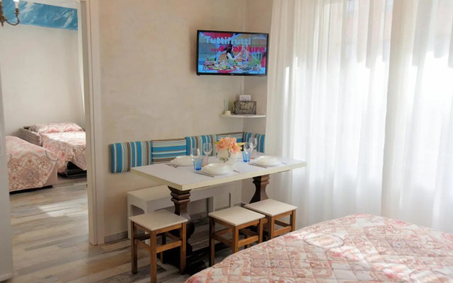 Suites Train Station Mestre Apartment    (No Front Desk Need To Contact Property 5  Days In Advance)