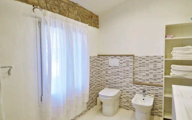 Stellar Apartment in Miane With Shared Swimming Pool