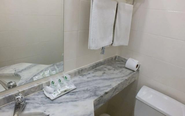 Hotel Nacional Inn Curitiba Torres