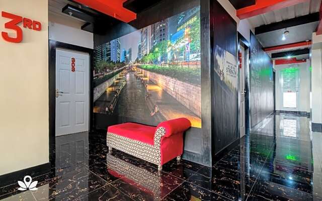 Universal Suites