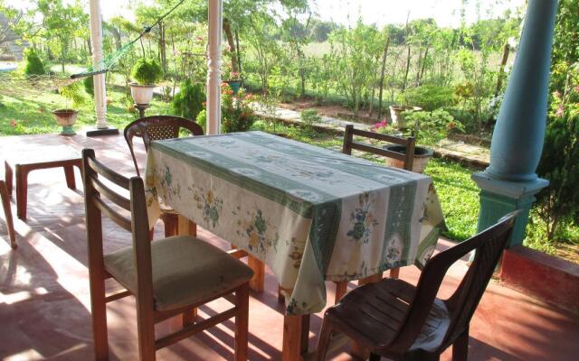 Village Garden Inn