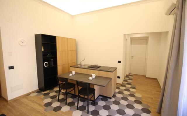 Suite 44