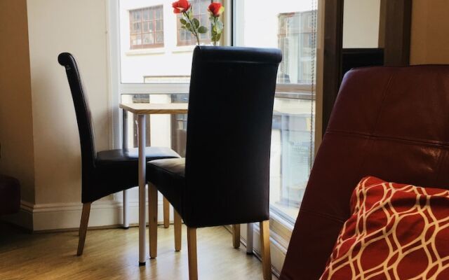 Little Western Spa Brighton Beach Apartment