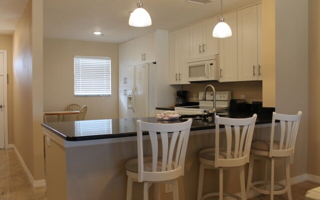 Sea Breeze 303 Apartment