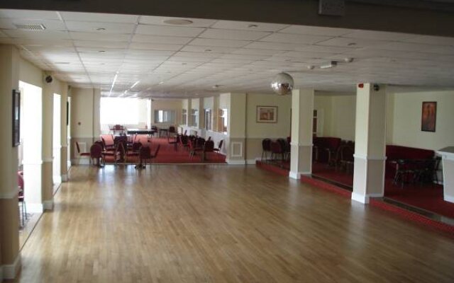 Royal Hotel