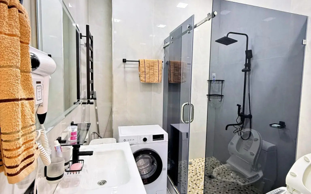 Royal Rentals (Роял Ренталс) на улице Узбекистон Овози 21