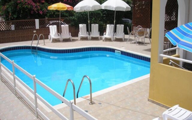 Dimitra Apartments