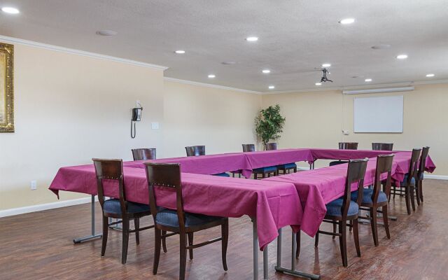 Motel 6 Ukiah, CA - North