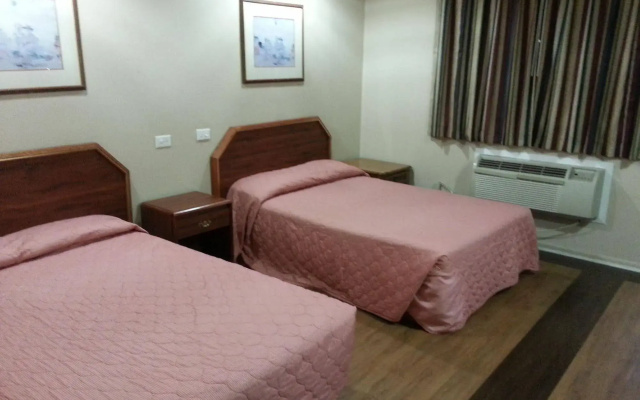 Kings Inn Motel Paris