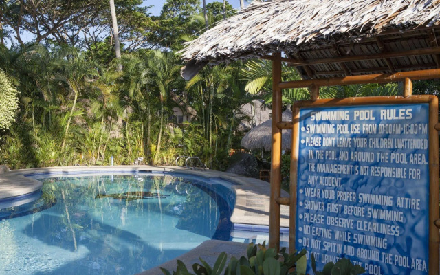 Pura Vida Beach & Dive Resort
