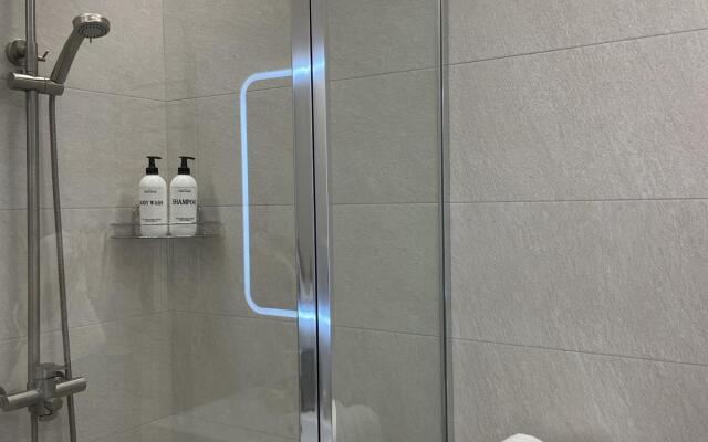 K_Apartments on Grizodubova Street 1 (2)