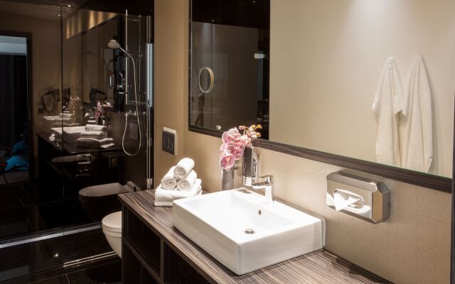 Hotel Ayun by Centro Comfort