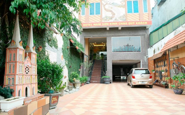 Nam Son Hotel
