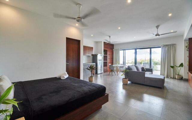 Penthouse studio an amazing location and view