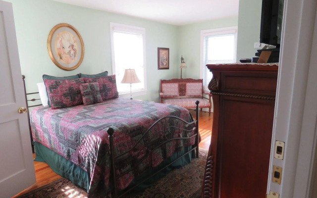 The Swope Manor Bed & Breakfast