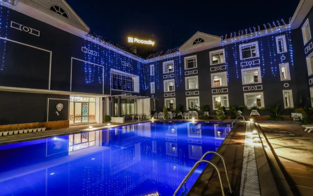 Hotel Piccadily Raipur