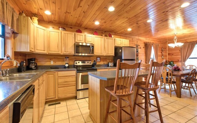 Apple Bear Lodge