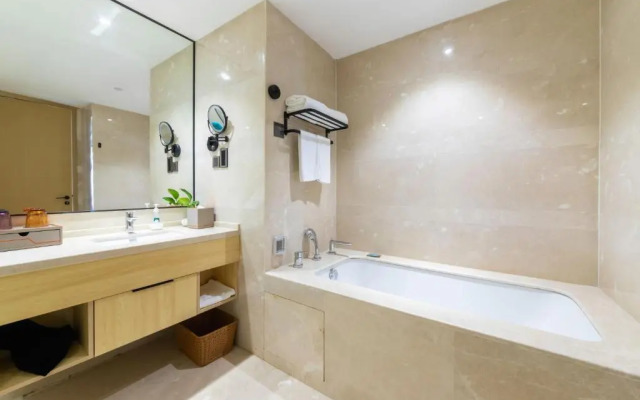 Jinling Funhome Hotel Nanjing Jiulong Lake