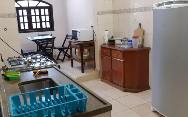 Cecilia Maranduba 13