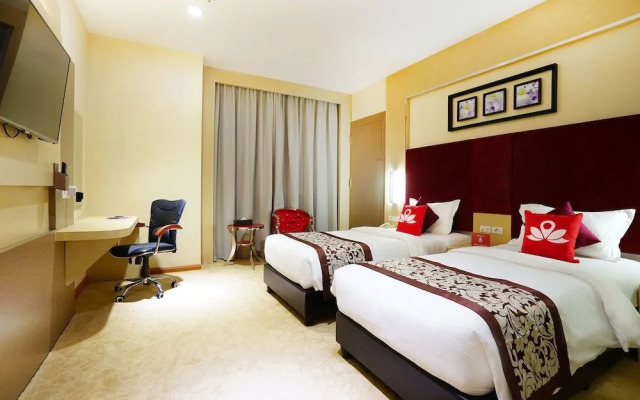 ZEN Rooms Near BCS Mall Penuin