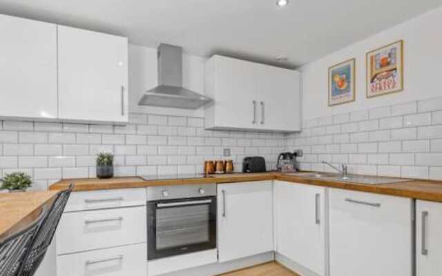 Host Stay The Cavern Quarter Loft
