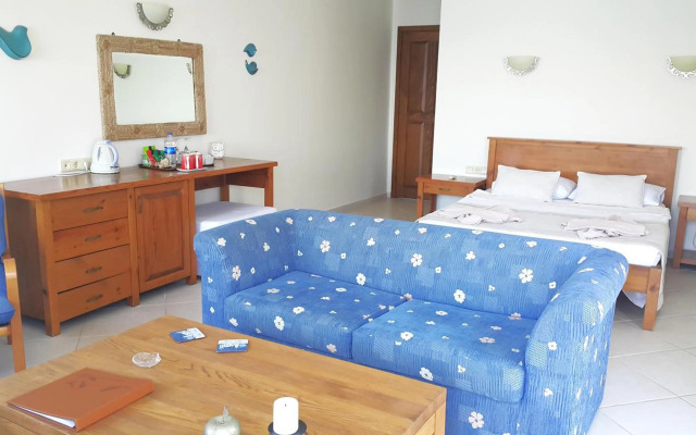 Ece Hotel Sovalye Island