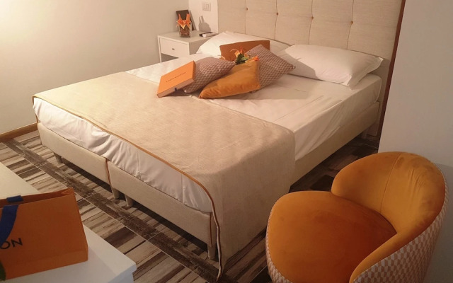 Home Flowers Milano