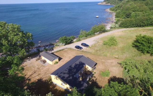 "Lavina" - 25m from the sea in Bornholm