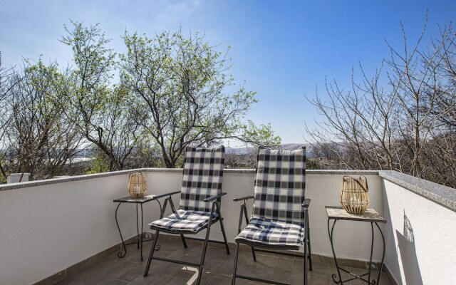 Secluded Holiday Home in Cesarica, Karlobag Near the Sea