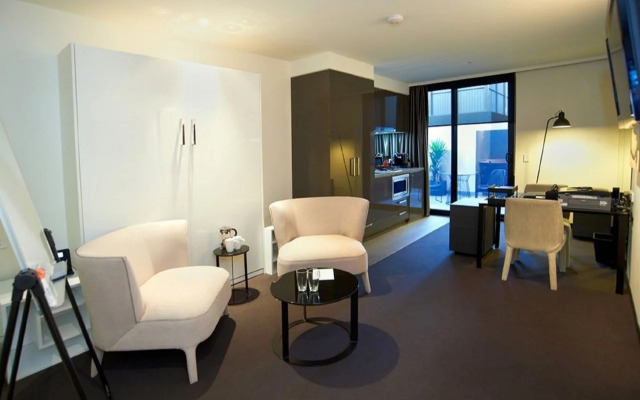 MainStay Suites Hawthorn