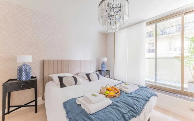 Cozy Apartment ac. Balcony - 1br/4p - Eiffel Tower