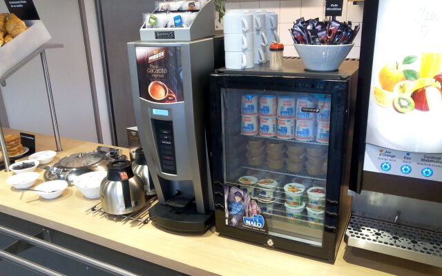 B&B HOTEL Clermont-Ferand Nord Riom