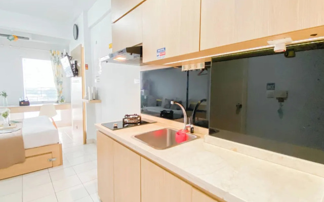 Comfy And Tidy Studio At Patraland Urbano Apartment