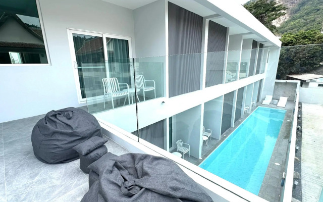 Kata Place Hotel