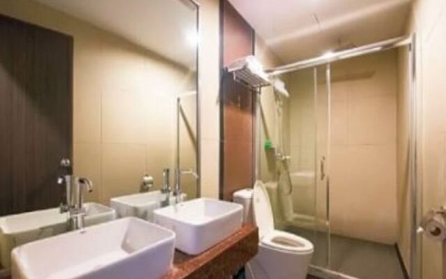 Aston Boutec Hotel Lintas Plaza