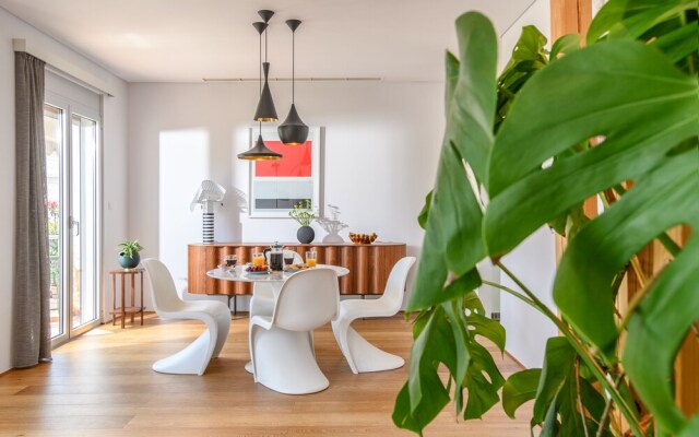 Premier Artful City Loft with Terrace