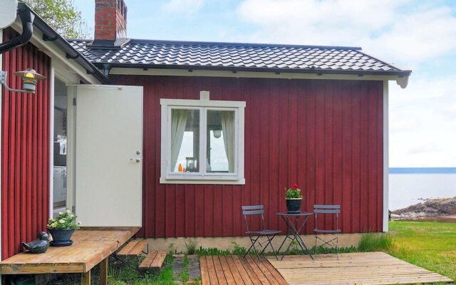 2 Person Holiday Home in Frandefors