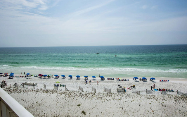 Shoreline Towers by Holiday Isle
