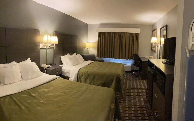 Quality Inn Mauston I-90