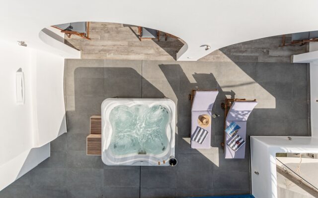 Mariet Naxos Elegant Suites