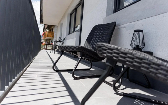 Inin Apartments