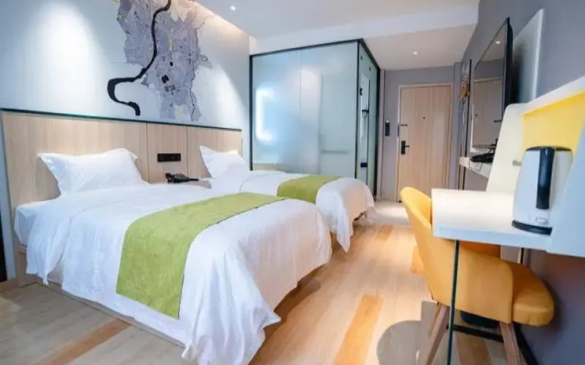 Vatica Chaohu City Er Street Xiangyang Road City Le Fu Plaza Hotel