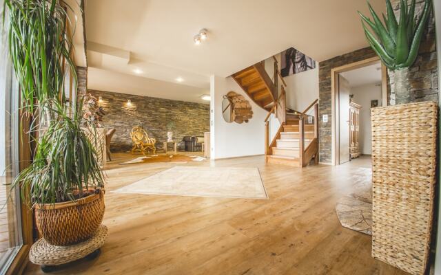 Downtown Suite Alpi near Garmisch-Partenkirchen Ski Resort