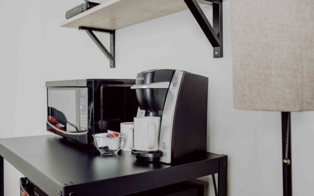 The Bayview Motel - Fort Frances, ON - Lakeside Motel